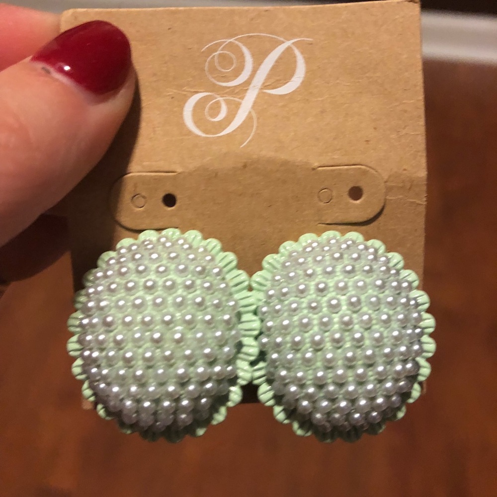 Plunder mint green post earrings with mini pearls